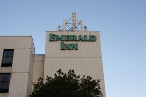  Emerald Inn  Маплвуд